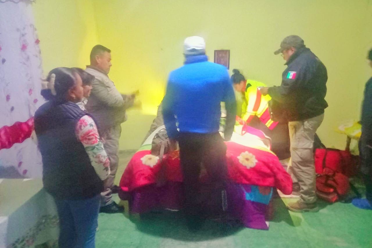 Atiende Protección Civil de Huamantla reporte de una persona inconsciente